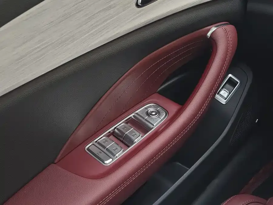 Hongqi H5 Hongqi H5 2025 2.0T Automatic Flagship Edition 2025 — миниатюра 5