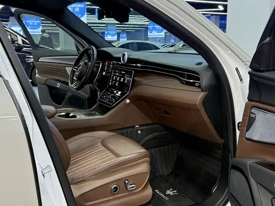 Maserati GRECALE Grecale 2023 2.0T GT 2025 — миниатюра 5
