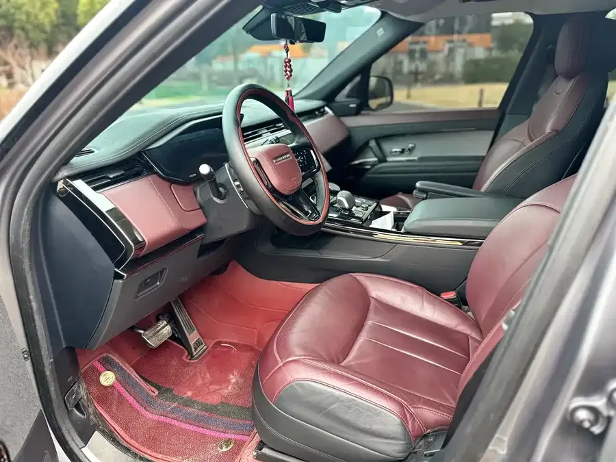 Land Rover Range Rover Sport Range Rover Sport 2024 400PS Dynamic SE 2024 — миниатюра 4