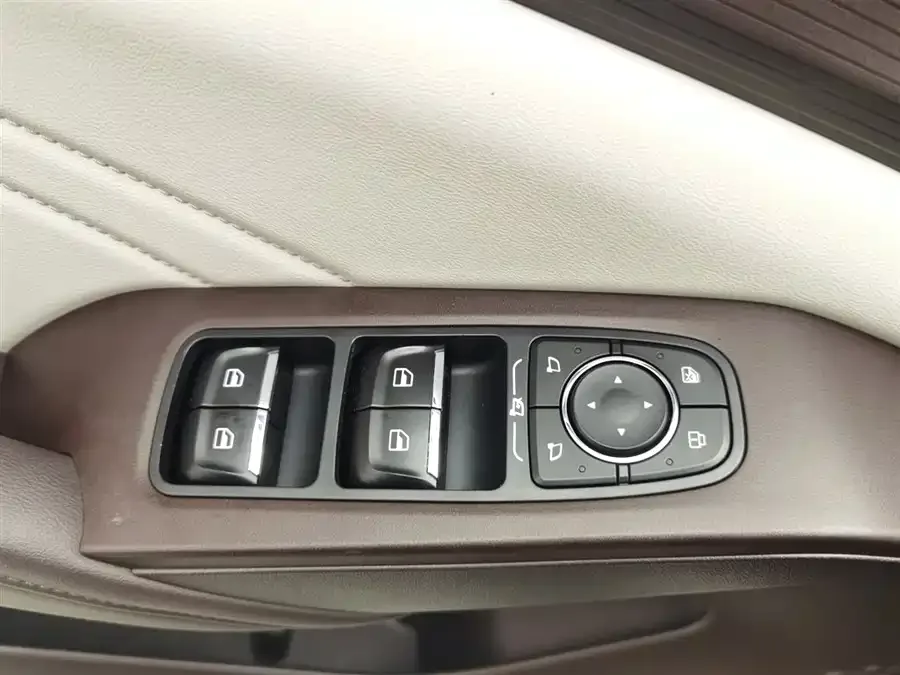 Haval Xiaolong MAX Haval Xiaolong MAX 2023 1.5L Hi4 105 4WD Pilot Edition 2023 — миниатюра 3