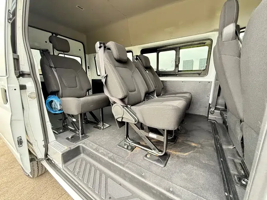 Jiangling Fushun Jiangling Fushun 2023 2.0T automatic mid-axle mid-high roof commercial multi-purpose passenger car 7 seats 2024 — миниатюра 5