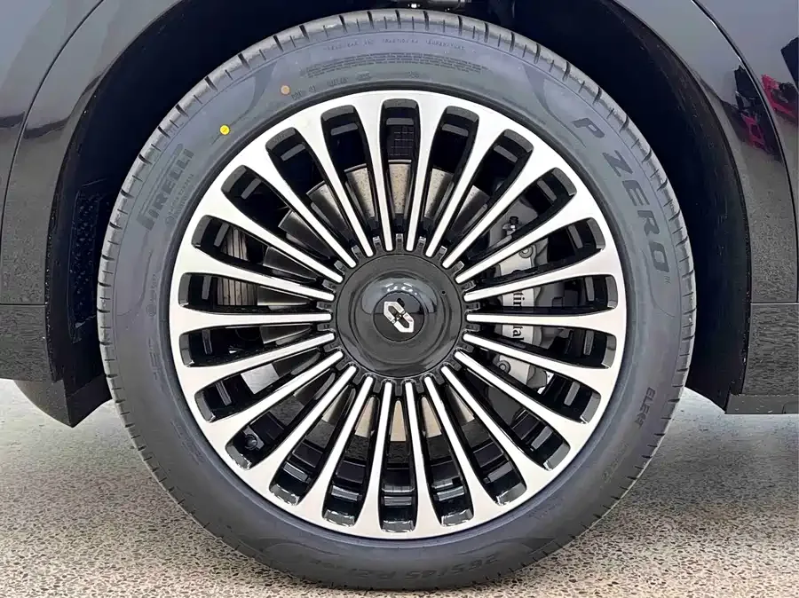 AITO M9 Wenjie M9 2025 Extended Range Ultra Edition 52kWh 6-Seat Version (192-line LiDAR) 2026 — миниатюра 3