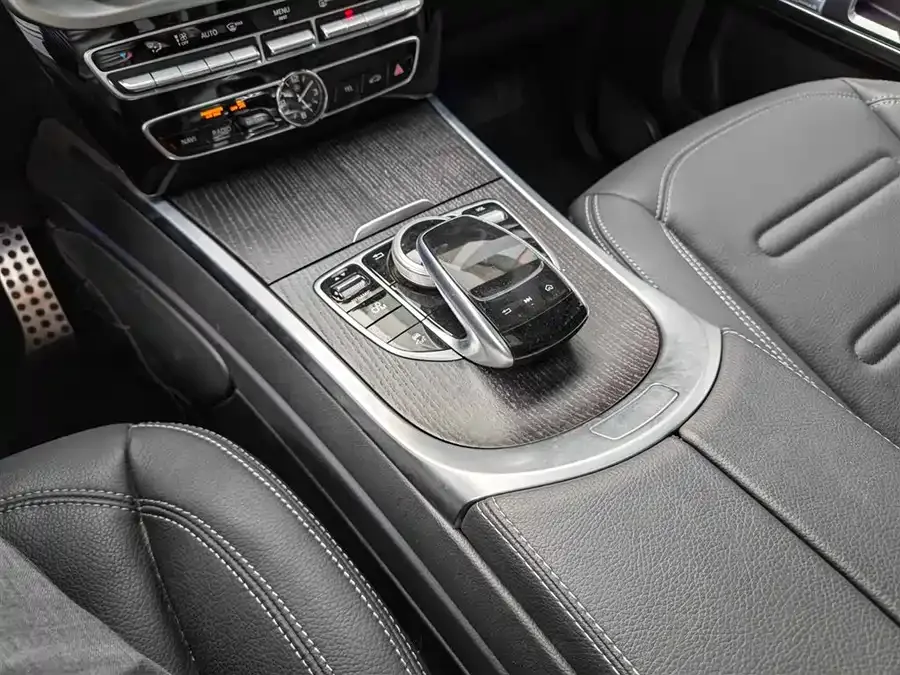 Mercedes-Benz G-rated Mercedes-Benz G-Class 2024 G 350 2024 — миниатюра 3