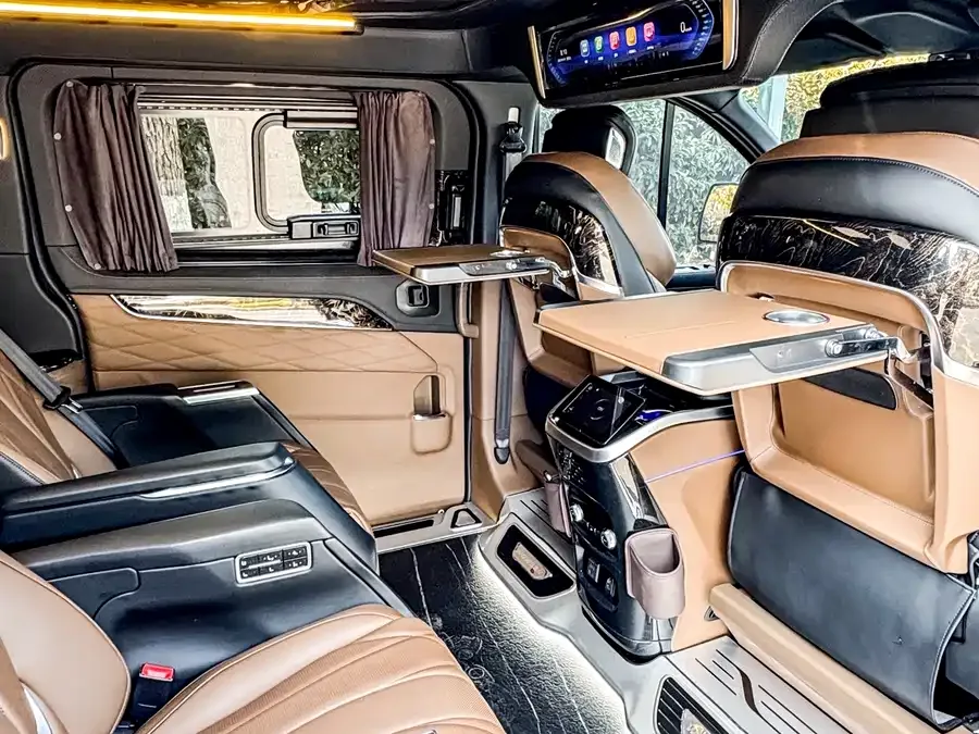 Watsonwell Ford Black Knight Watson Wellesley Ford Black Knight 2025 2.0T Diesel Chasing Light Edition 2025 — миниатюра 5