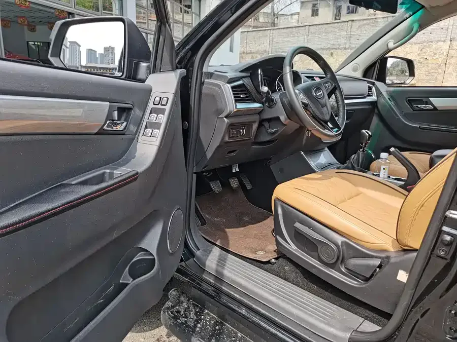 JAC Group JAC T8 JAC T8 2023 2.0T Night Hawk Edition Diesel 4WD Luxury Double Lane HFC4DB2-2E 2023 — миниатюра 5