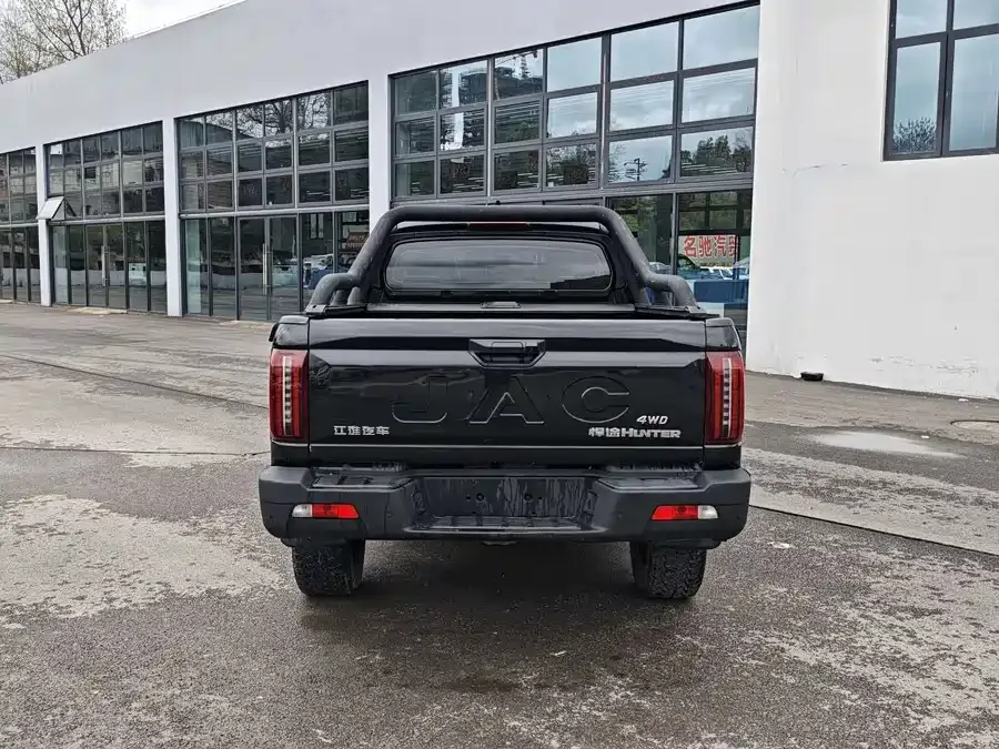 JAC Group SUV Hantu 2021 2.0T commercial version manual diesel two-wheel drive elite large double HFC4DB2-2E 2022 — миниатюра 4