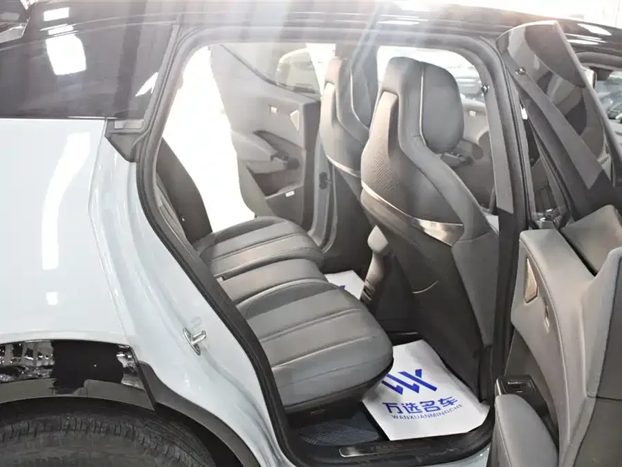 Zeekr X Zeekr X 2025 four-seat rear-wheel drive cube version 2024 — миниатюра 5