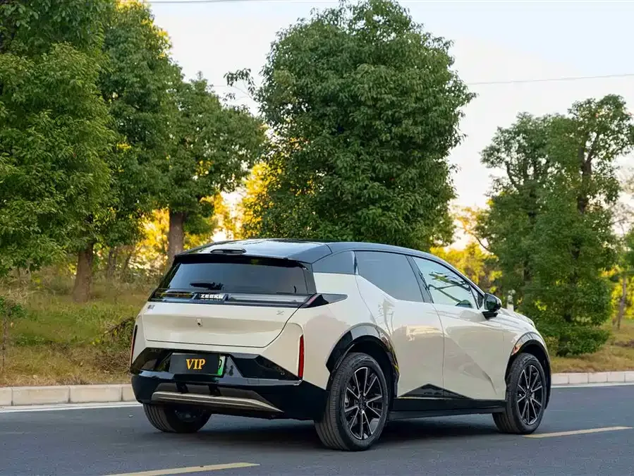 Zeekr X Zeekr X 2025 four-seat rear-wheel drive cube version 2024 — миниатюра 3