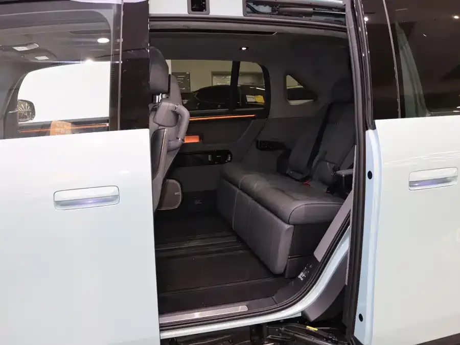 Zeekr Mix Zeekr MIX 2025 Smart Driving Edition 2025 — миниатюра 5