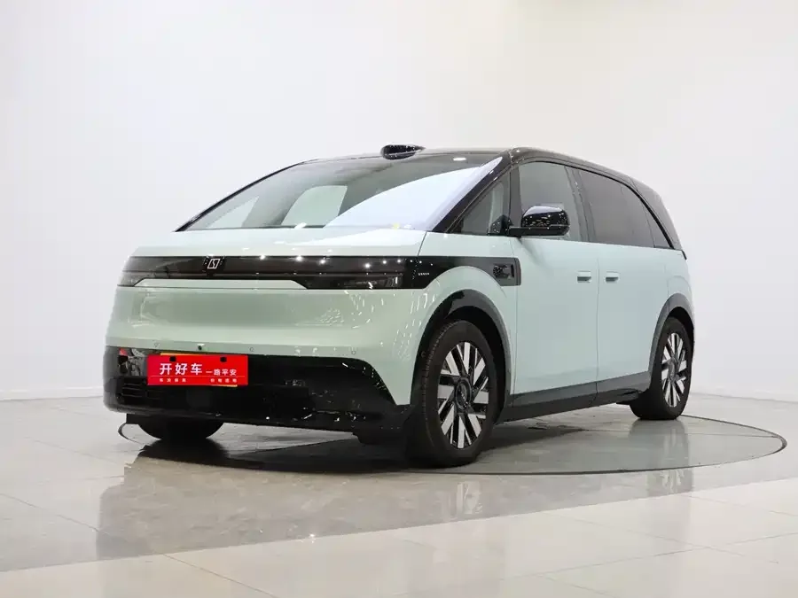 Zeekr Mix Zeekr MIX 2025 Smart Driving Edition 2025 — фото 1, купить с доставкой в Москву