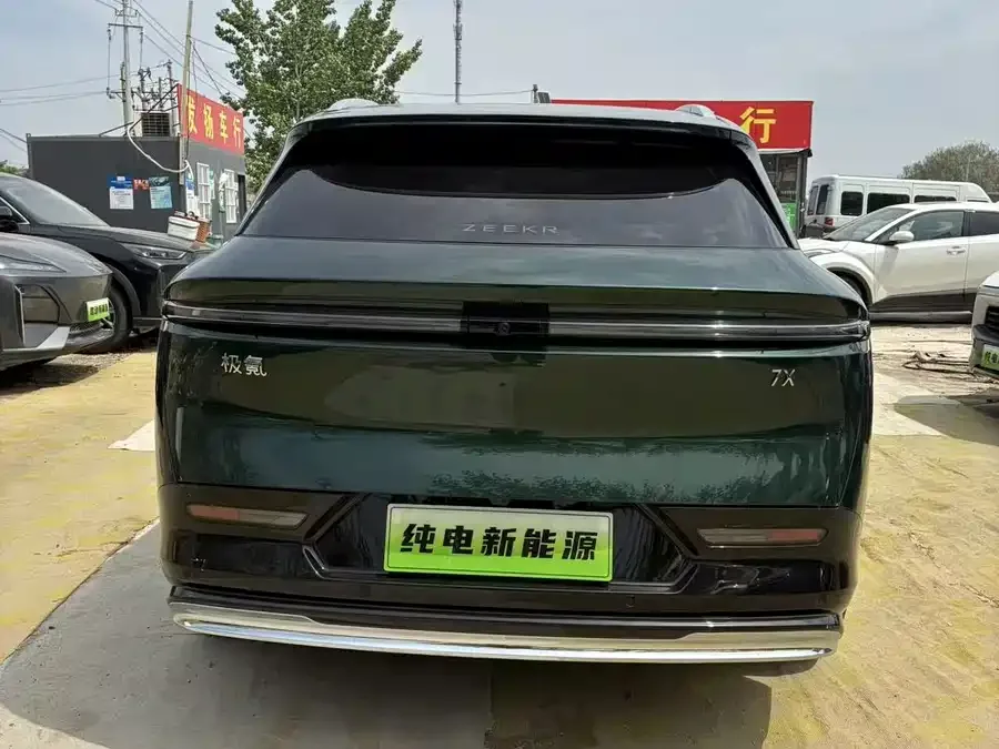 Zeekr 7X Zeekr 7X 2025 75kWh RWD Smart Driving Edition 2025 — миниатюра 3