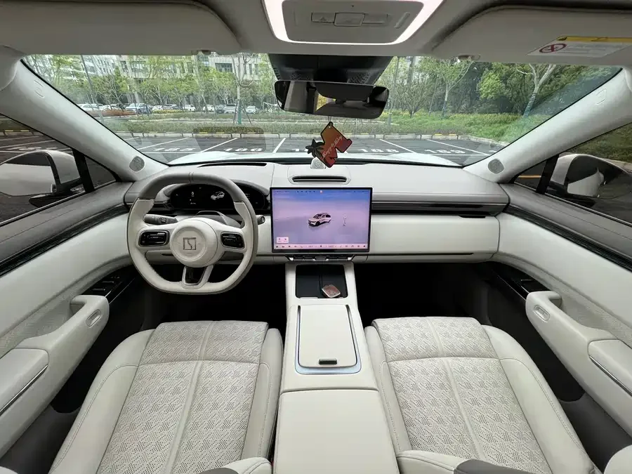 Zeekr 7X Zeekr 7X 2025 75kWh RWD Smart Driving Edition 2025 — миниатюра 3