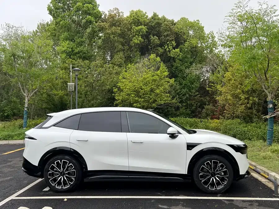 Zeekr 7X Zeekr 7X 2025 75kWh RWD Smart Driving Edition 2025 — миниатюра 5