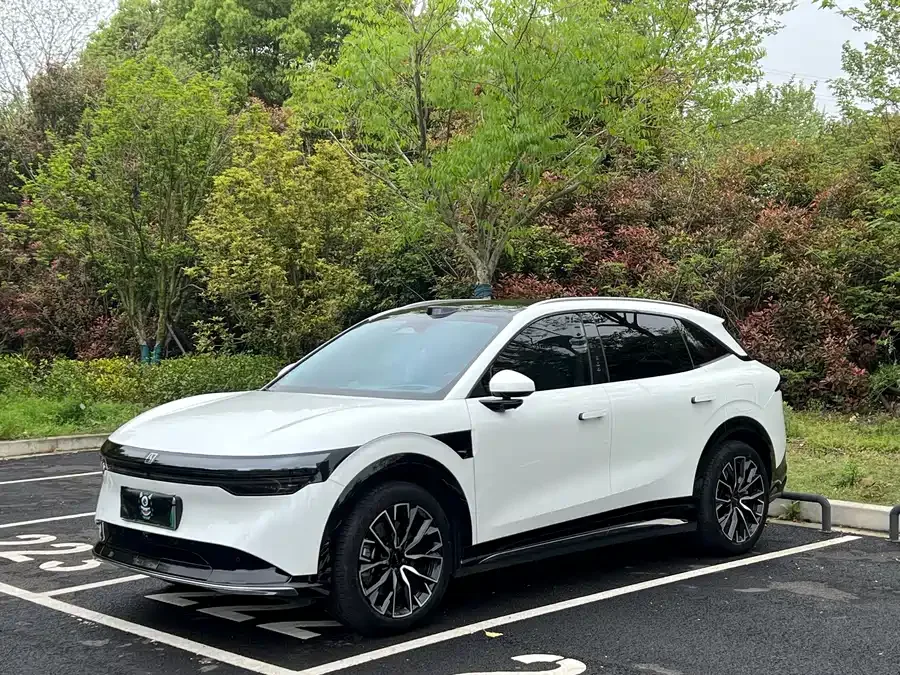 Zeekr 7X 2025