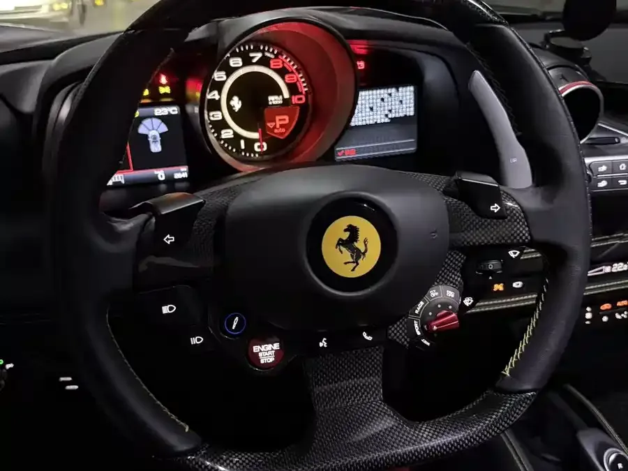 Ferrari F8 Ferrari F8 2020 Spider 3.9T V8 2022 — миниатюра 2