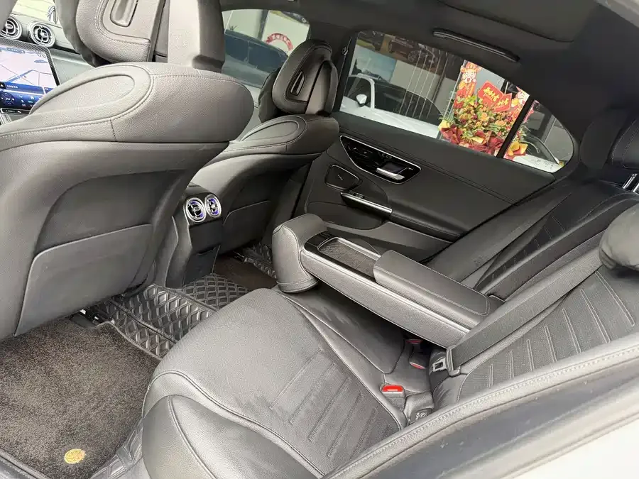 Mercedes-Benz Class C Mercedes-Benz C-Class 2024 C 260 L Sports Edition 2023 — миниатюра 2