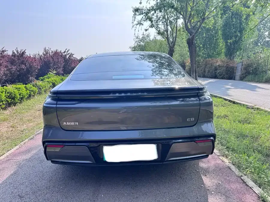 Geely Galaxy E8 Galaxy E8 2024 665km RWD Starship Smart Driving Edition 2024 — миниатюра 5