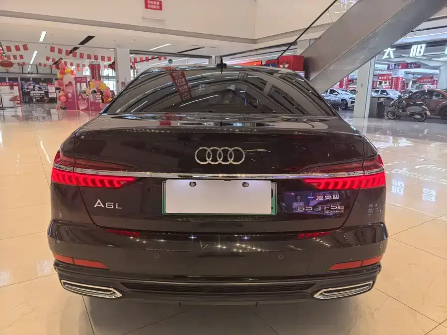 Audi A6L New Energy 2022 55 TFSI e quattro 2022 — миниатюра 2