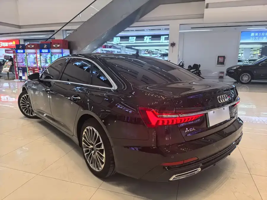 Audi A6L New Energy 2022 55 TFSI e quattro 2022 — миниатюра 4