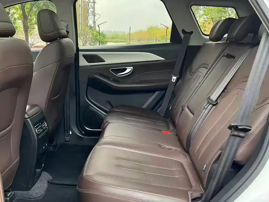 Jetour X90 Plus JETOUR X90 PLUS 2023 1.6TD DCT Villa 7 Seaters 2023 — миниатюра 5