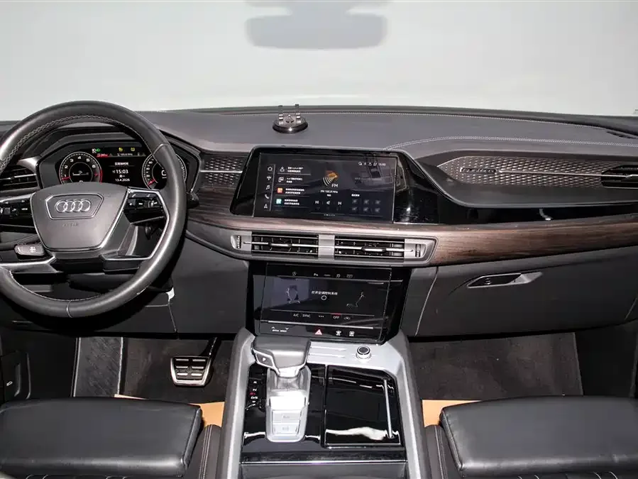 Audi Q6 2024 40 TFSI quattro Guanyun Style Yulin Package 7 Seats 2024 — миниатюра 4