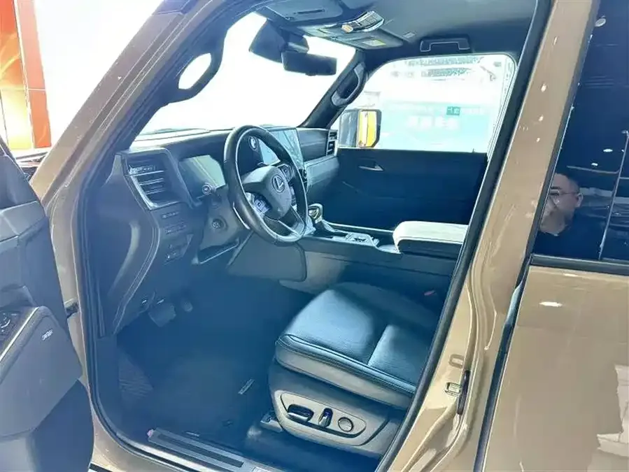 Lexus GX 2024 Overtrail Peak Edition 2024 — миниатюра 4