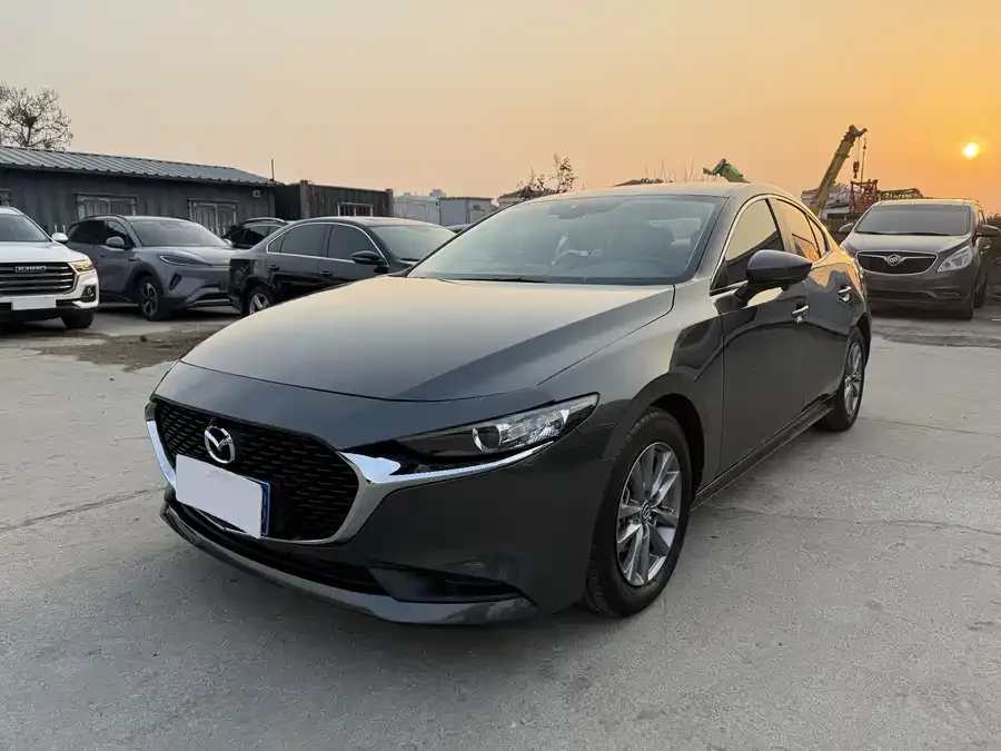 Mazda Axela Mazda3 Angkesela 2021 2.0L automatic quality version 2024 — фото 1, купить с доставкой в Москву
