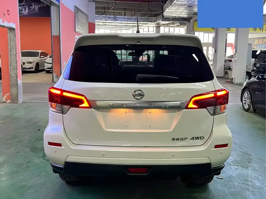Nissan Terra 2020 Tuda 2.5L XV 4WD Automatic 4WD Flagship Edition 2022 — миниатюра 5