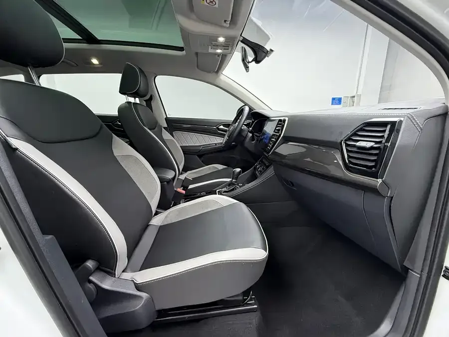 Jetta VS7 Jetta VS7 2022 280TSI Automatic High-gloss Enjoyment Edition 2023 — миниатюра 5