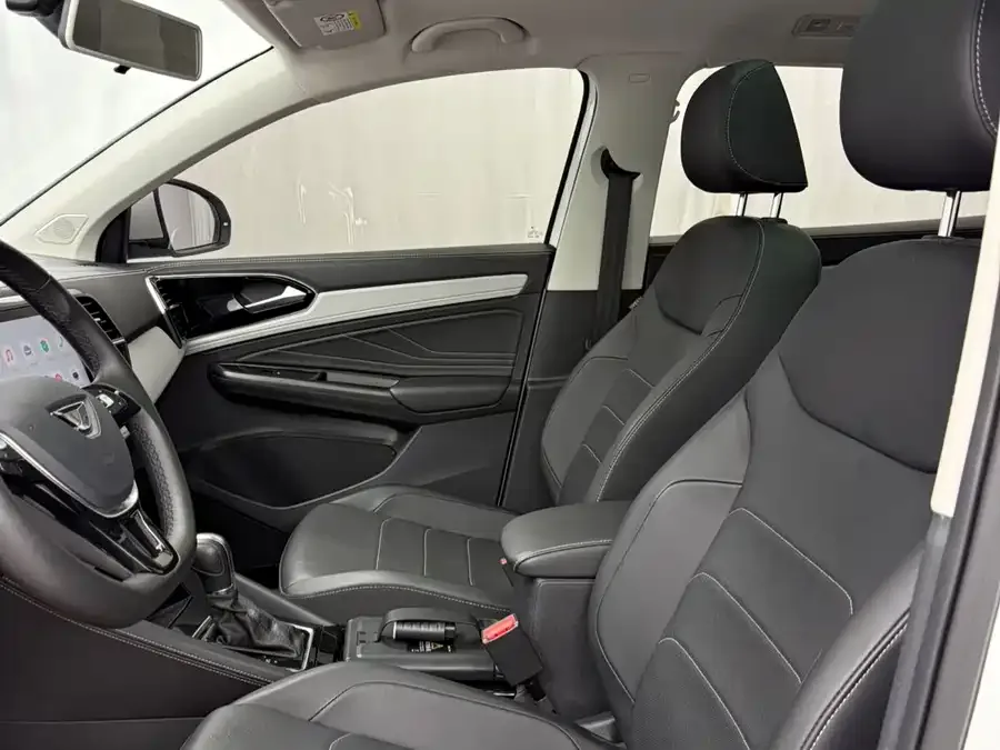 Jetta VS7 Jetta VS7 2023 280TSI Automatic Enjoy Edition 2023 — миниатюра 5