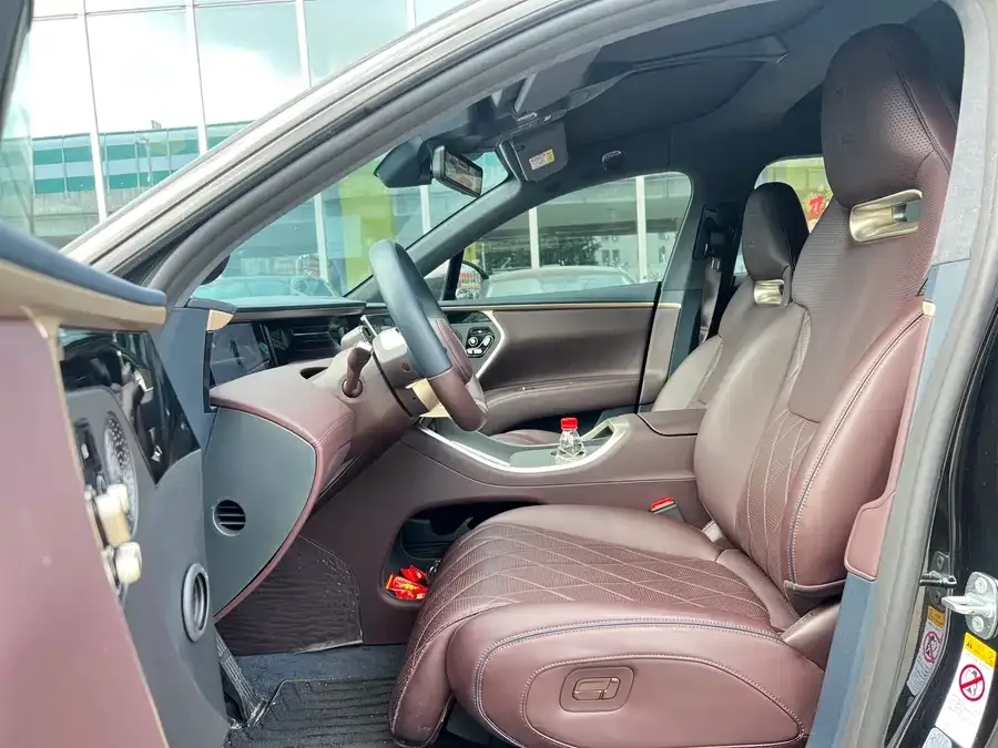 Avatr 11 Avita 11 2025 facelift Max extended range version 2025 — миниатюра 3