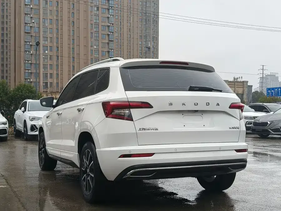 Skoda Karoq Korok 2022 TSI280 Exclusive Edition 2023 — миниатюра 4