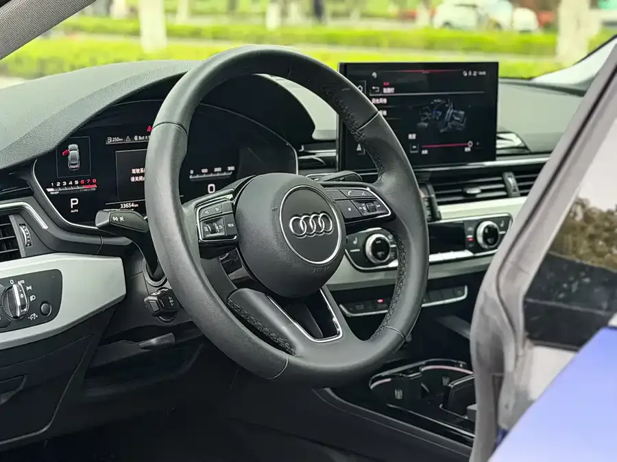 Audi A5 Audi A5 (Imported) 2023 Sportback 40 TFSI quattro Luxury Dynamic Edition 2023 — миниатюра 3