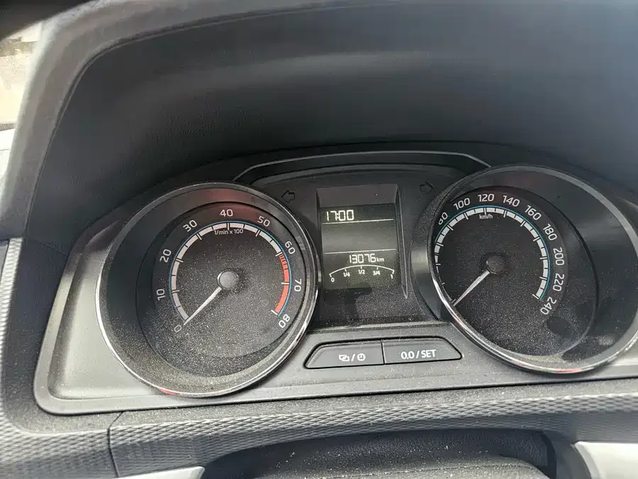 Skoda Kamiq 2021 KOMIC GT TSI230 DSG Flagship Edition 2022 — миниатюра 4