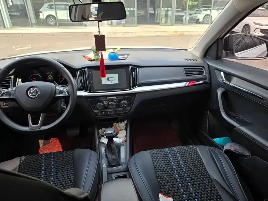 Skoda Kamiq 2023 Kamiq Facelift GT 1.5L Automatic Premium Edition 2024 — миниатюра 5