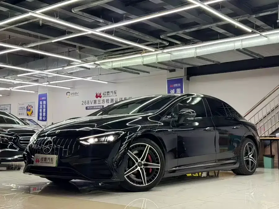 Mercedes-Benz EQE SUV AMG 2023