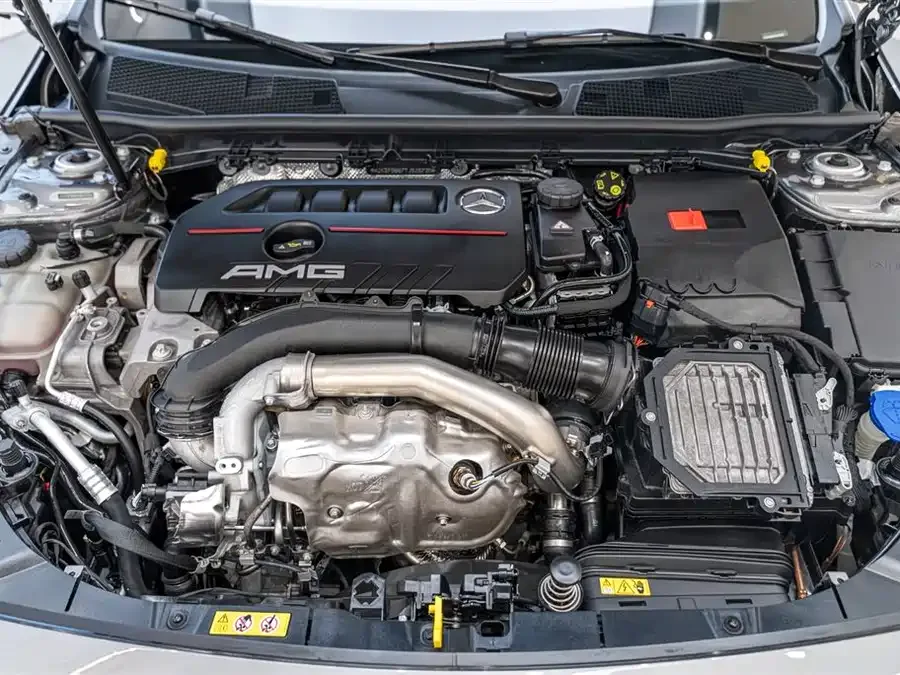 Mercedes-Benz A-Class AMG Mercedes-Benz A-Class AMG (Imported) 2025 AMG A 35 4MATIC 2025 — миниатюра 3