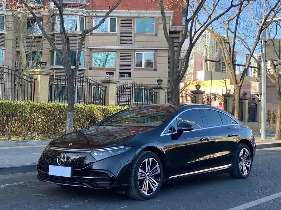 Mercedes-Benz EQS 2024