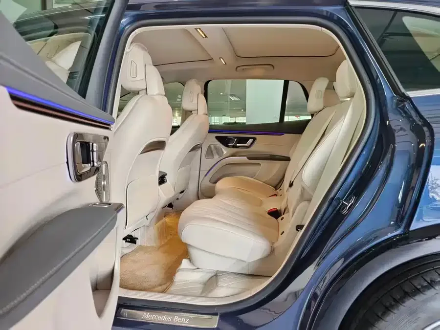 Mercedes-Benz EQS SUV Mercedes-Benz EQS SUV 2023 450 4MATIC Pioneer Edition 2023 — миниатюра 2