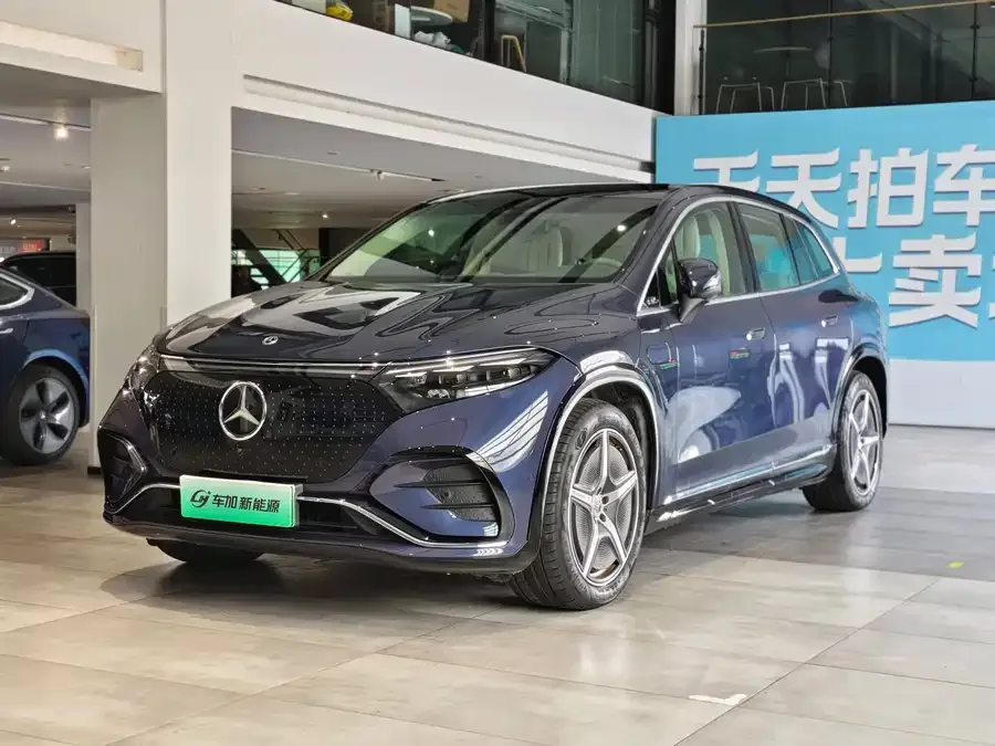 Mercedes-Benz EQS SUV 2023