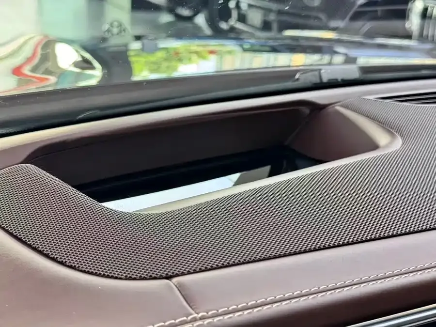 Mercedes-Benz Maybach GLS Maybach GLS 2022 GLS 600 4MATIC Liyue Edition 2023 — миниатюра 4