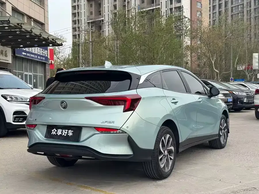 Buick Weilan 6 Velite 6 2024 450km Comfort Plus Edition 2025 — миниатюра 3
