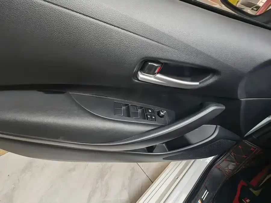 Toyota Corolla Corolla 2021 1.2T S-CVT Elite Edition 2022 — миниатюра 4