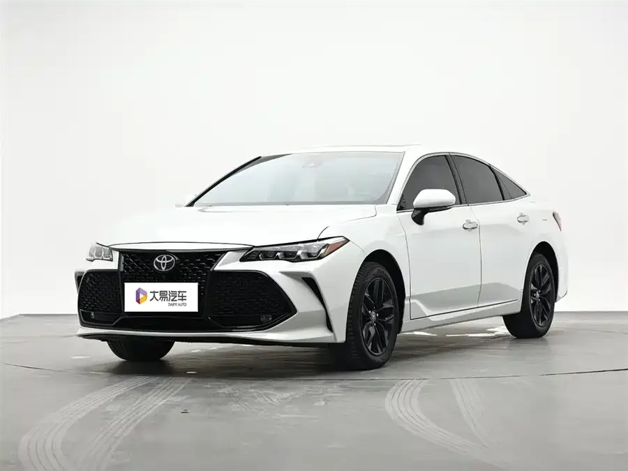 Toyota Avalon Asia Dragon 2019 2.0L Deluxe Edition National VI 2022 — фото 1, купить с доставкой в Москву
