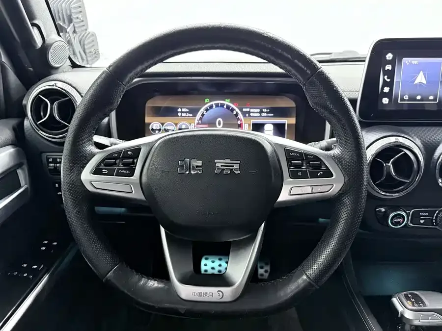 BAIC BJ40 Beijing Off-road BJ40 2021 2.0T Automatic 4WD Touring Tower Champion Edition 2022 — миниатюра 4