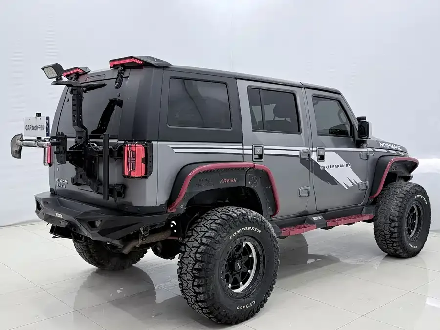 BAIC BJ40 Beijing Off-road BJ40 2021 2.0T Automatic 4WD Touring Tower Champion Edition 2022 — миниатюра 5