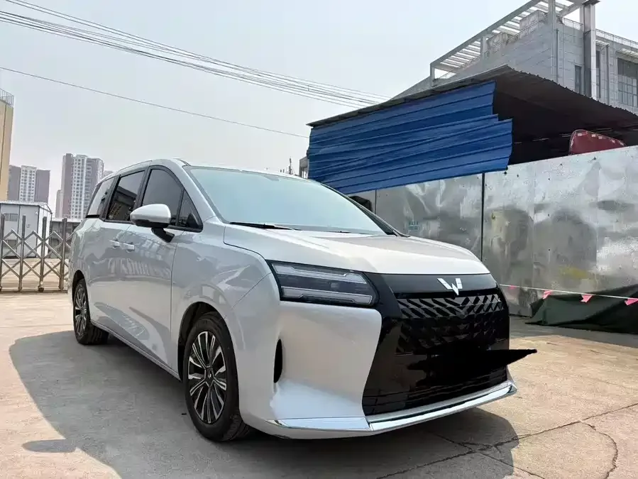 Wuling Starlight 730 Starlight 730 2025 1.5T CVT Elite 2025 — фото 1, купить с доставкой в Москву