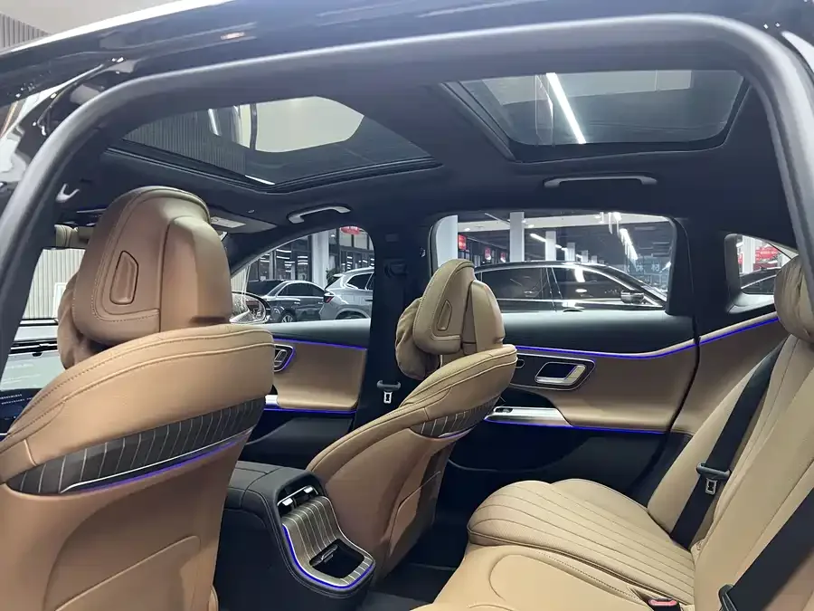 Mercedes-Benz E-class new energy Mercedes-Benz E-Class New Energy 2024 E 350 e L Plug-in Hybrid Sedan 2024 — миниатюра 4