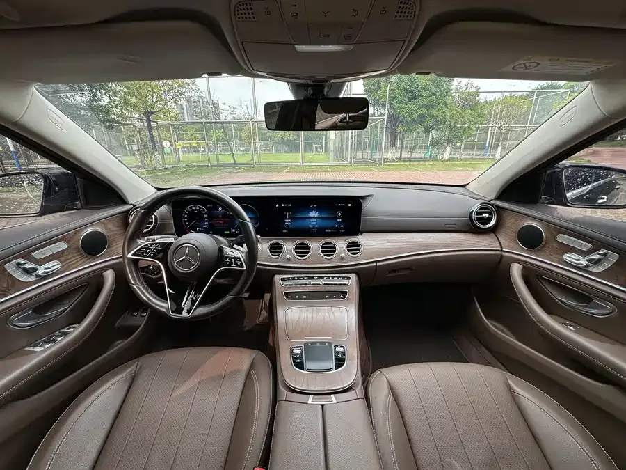 Mercedes-Benz E-class new energy Mercedes-Benz E-Class New Energy 2023 E 350 e L Plug-in Hybrid Sedan 2023 — миниатюра 3