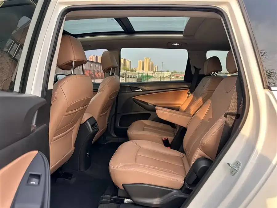 Buick GL6 2021 323T Mild Hybrid Connected Luxury Edition 2022 — миниатюра 3